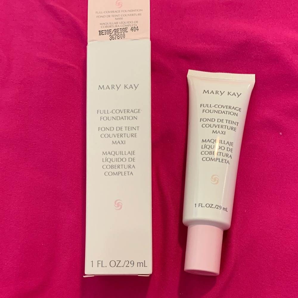 Mary Kay Full-Coverage Foundation - Beige 404